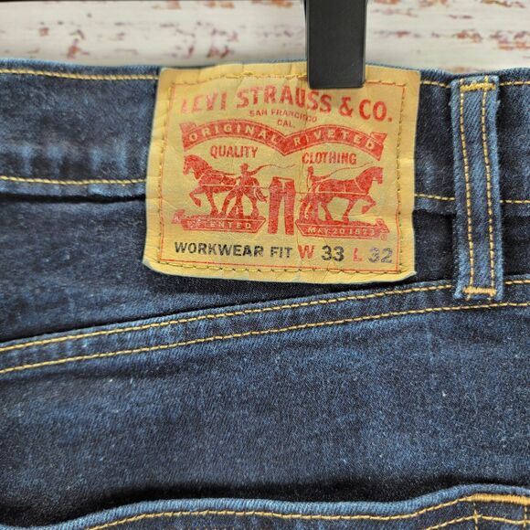 Levis Workwear Fit Jeans Mens Size 33 x 32 Dark Blue Denim - Picture 9 of 11